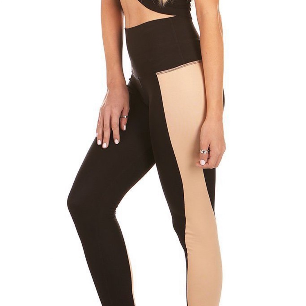 Mika Yoga Wear Kaya Leggings